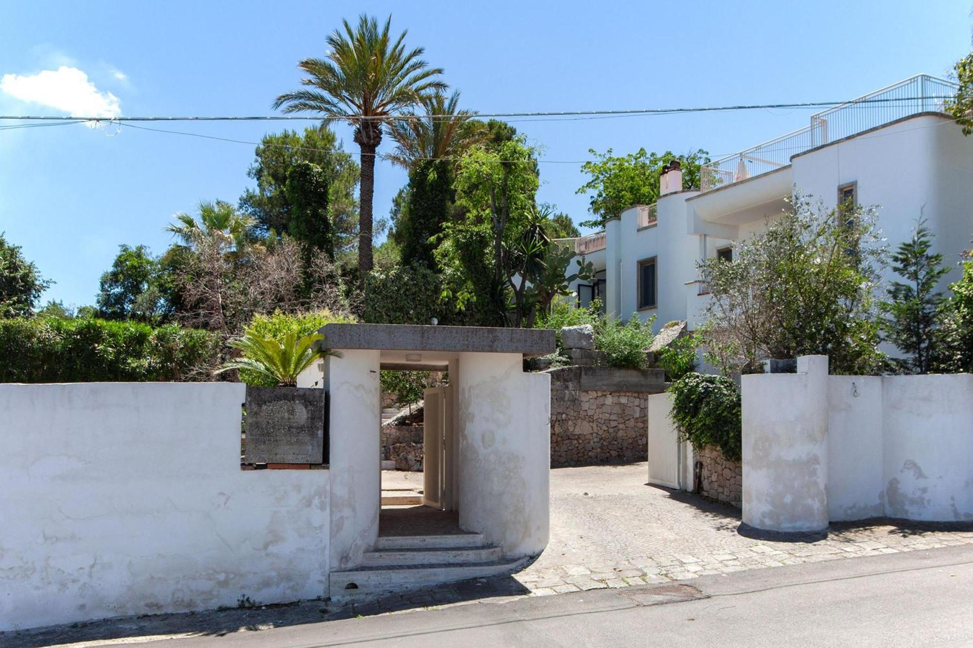 Villa Nice Dream With Pool And Terrace - Happy Rentals Невьяно Экстерьер фото
